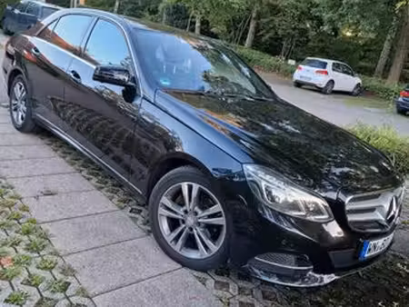 Mercedes-Benz Classe E E 200 2.0 184 Avantgarde