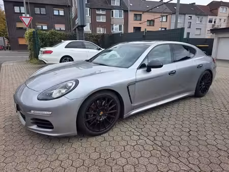 Porsche Panamera V6 3.0 300