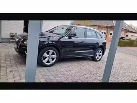 Audi Q5 2.0 TDI 177 S line quattro