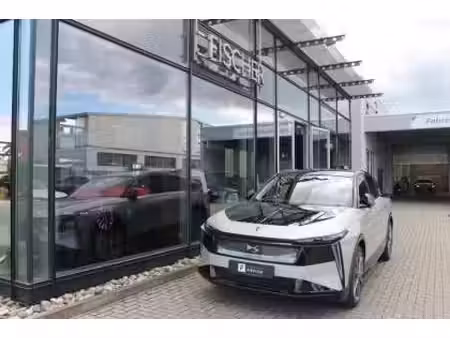 DS 7 La Premiere