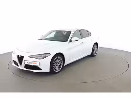 Alfa Romeo Giulia 2.0 200