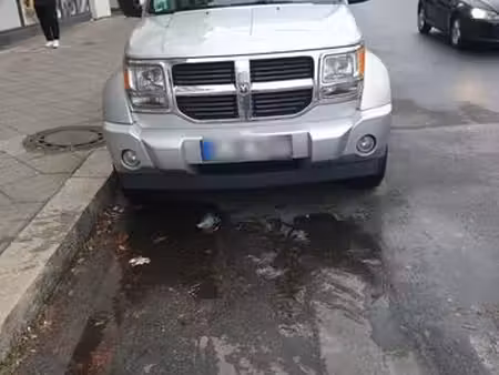 Dodge Nitro V6 4.0 260 4x4