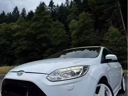 Ford Focus ST 2.0 250