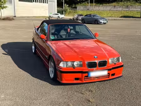 BMW Série 3 328i