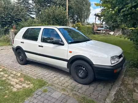 Volkswagen Golf GTD 1.9 TD 75