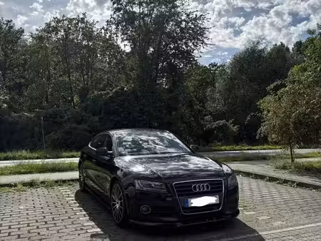 Audi A5 V6 2.7 TDI 190