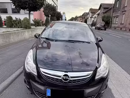 Opel Corsa 1.4 101 Color Edition
