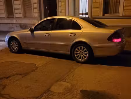 Mercedes-Benz Classe E E 220 2.1 CDI 150 Elegance