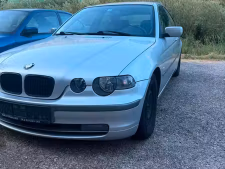 BMW Série 3 318i 2.0 143