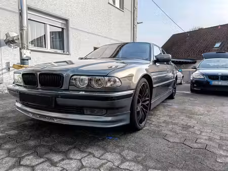 BMW Série 7 740i 4.4 286 Individual