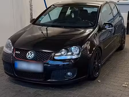 Volkswagen Golf GTI 2.0 200