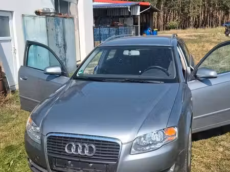 Audi A4 2.0 130