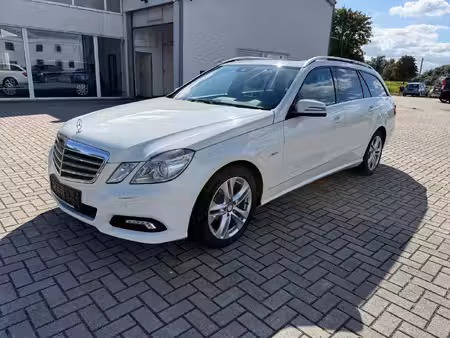 Mercedes-Benz Classe E E 200