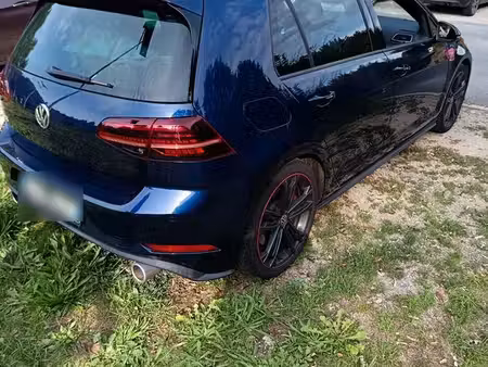 Volkswagen Golf GTI 2.0 245