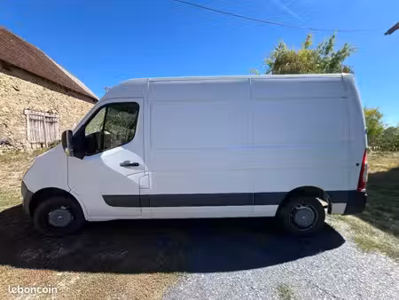 Renault Master 2.3 dCi 135