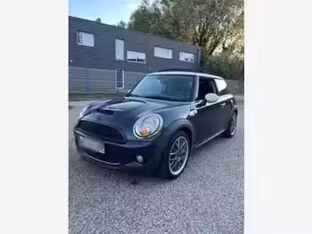 Mini Mini John Cooper Works 1.6 211