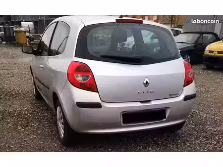 Renault Clio 1.2 75