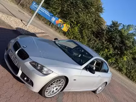 BMW Série 3 325i 218