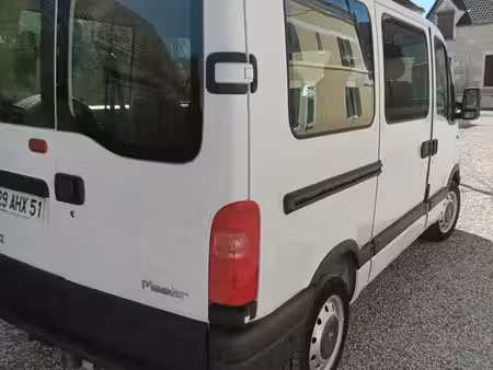 Renault Master 2.2 dCi 90