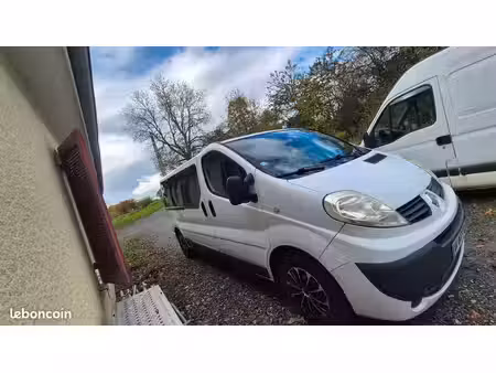 Renault Trafic 2.0 dCi 90
