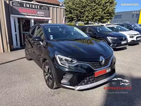 Renault Captur E-Tech 1.6 145 Evolution