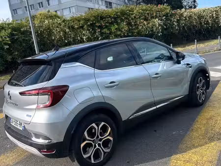 Renault Captur E-Tech 1.6 160 Intens