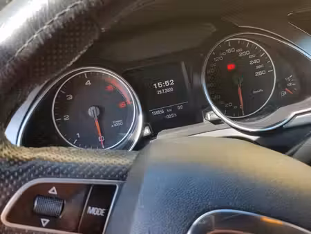Audi A5 V6 3.0 TDI 240 quattro