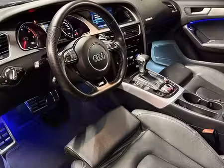 Audi A5 V6 3.0 TDI 204