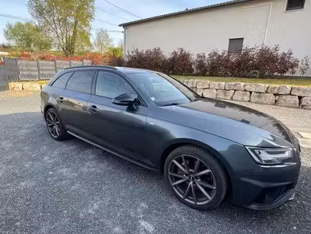 Audi A4 2.0 TDI 190 S line