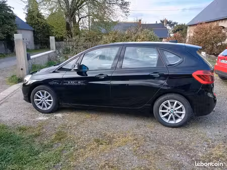BMW Série 2 216d 1.5 116