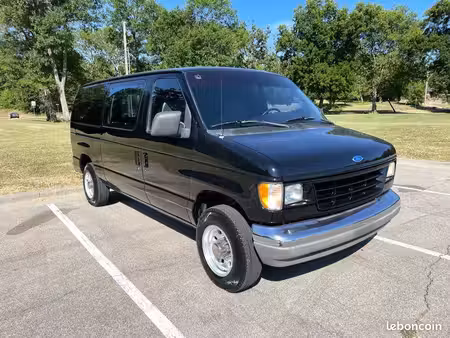 Ford Econoline V8 5.8