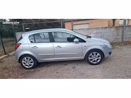 Opel Corsa 1.2 80
