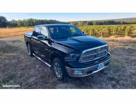 Dodge RAM 1500 V8 5.7