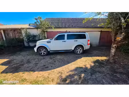 Dodge Nitro 2.8 177
