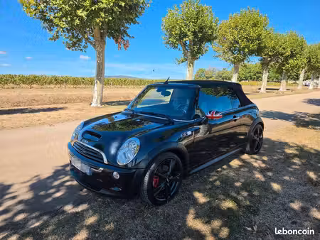 Mini Cabrio John Cooper Works 1.6 211