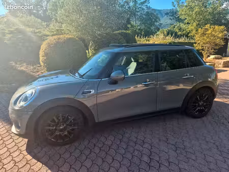 Mini Mini Cooper 1.5 136 Heddon Street