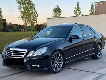 Mercedes-Benz Classe E E 200 2.1 136