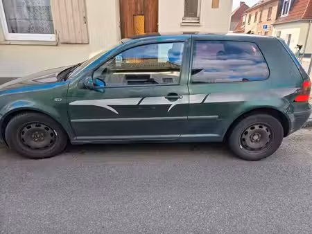 Volkswagen Golf 1.4 75