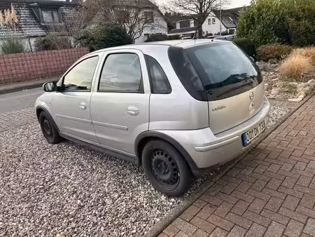Opel Corsa 1.2 60