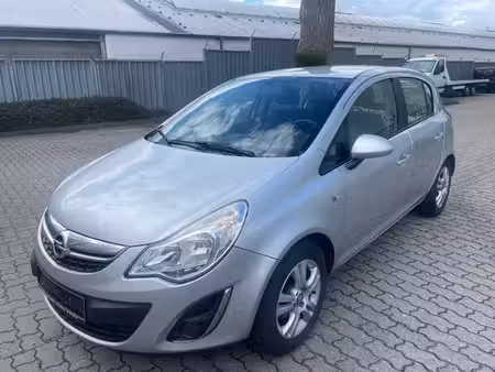 Opel Corsa 1.2 86 Satellite
