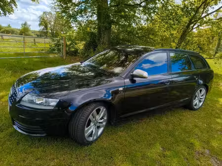 Audi A6 S6 V10 5.2 435 quattro