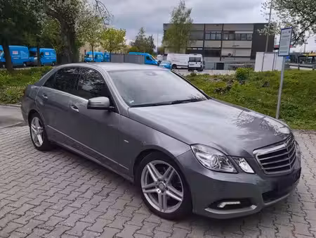 Mercedes-Benz Classe E E 250 2.1 150
