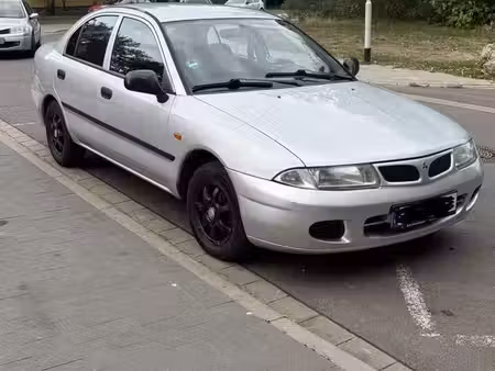 Mitsubishi Carisma 1.6 90