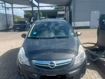 Opel Corsa 1.4 87