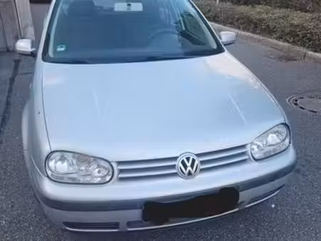 Volkswagen Golf 1.4 75 Trendline