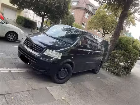Volkswagen Transporter T5 2.5 TDI 174 Confortline