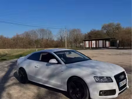 Audi A5 V6 2.7 TDI 240 quattro