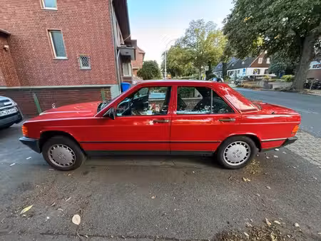 Mercedes-Benz 190