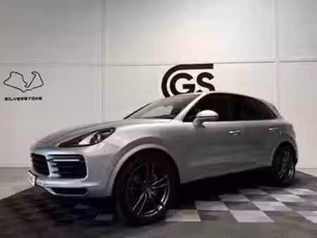 Porsche Cayenne V6 3.0 462 4x4