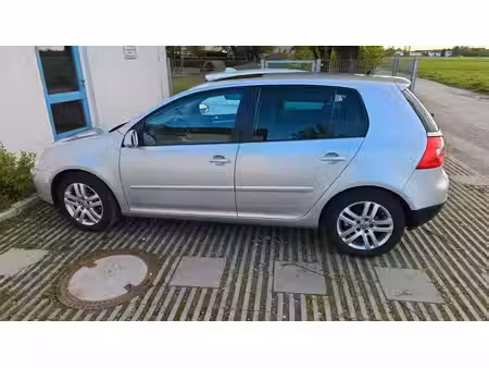 Volkswagen Golf 1.6